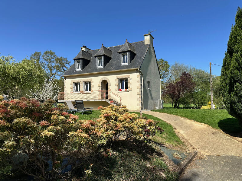 Maison - 118 m² - 5 pièces