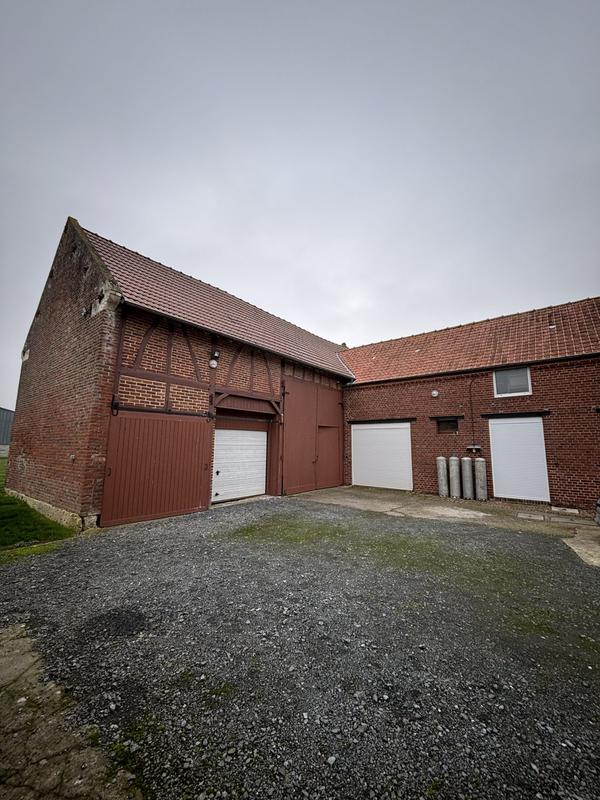 Maison - 166 m² - 7 pièces