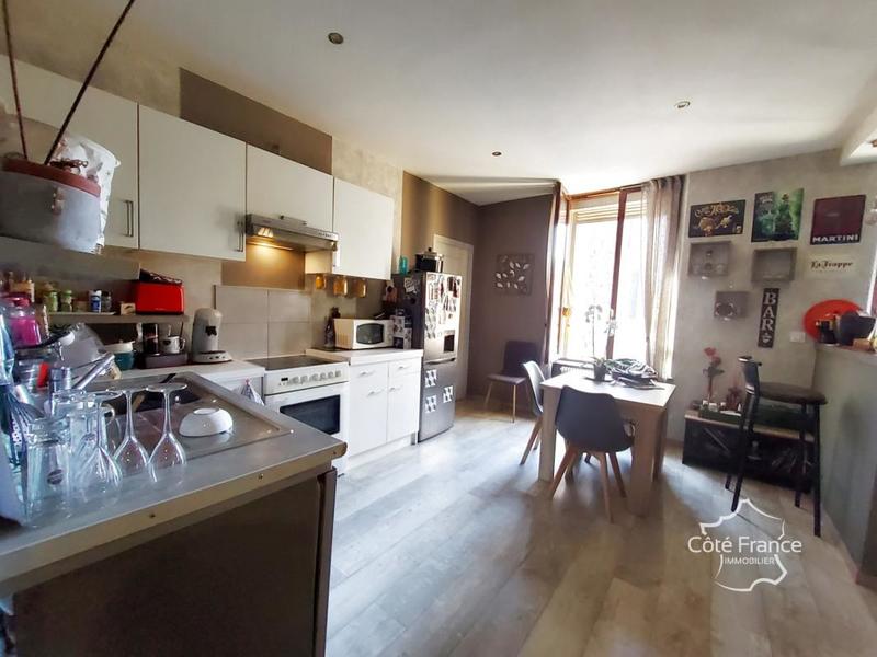 Immeuble - 90 m² - 5 pièces