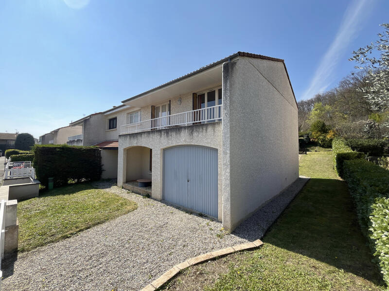 Maison - 100 m² - 4 pièces