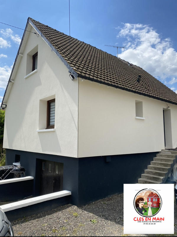 Maison traditionnelle - 105 m² - 6 pièces