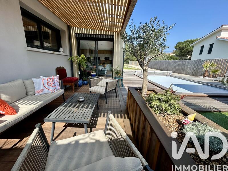 Maison de maîtres - 110 m² - 4 pièces