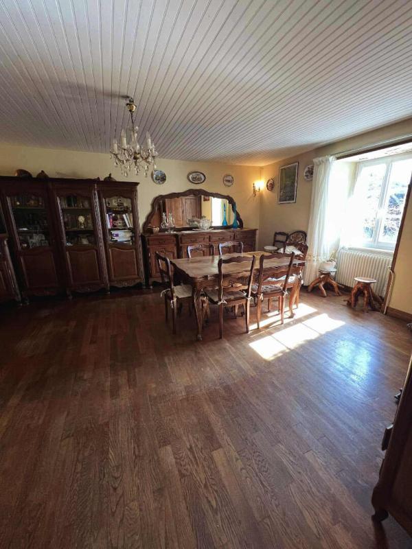 Maison - 175 m² - 8 pièces