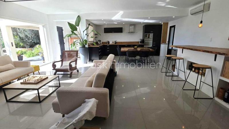 Maison - 150 m² - 6 pièces