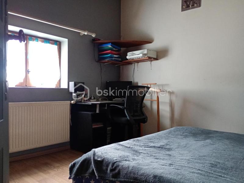 Demeure - 250 m² - 10 pièces