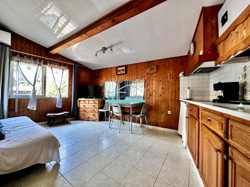 Propriété - 231 m² - 7 pièces