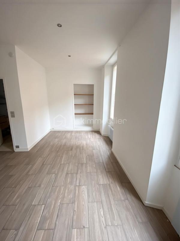 Studio - 24 m² - 1 pièce