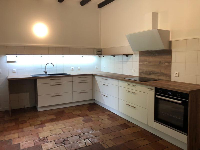 Maison - 240 m² - 6 pièces