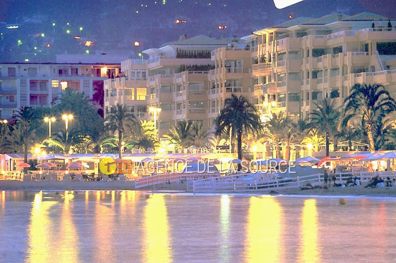 Appartement - 80 m² - 3 pièces