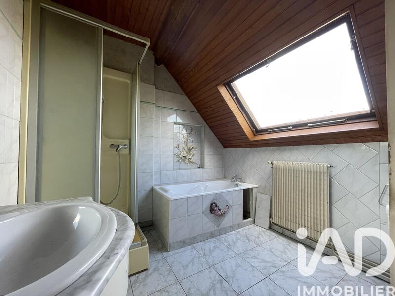 Maison - 139 m² - 5 pièces