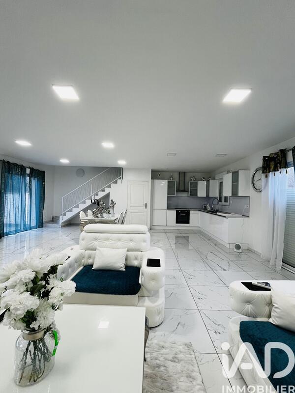 Maison - 135 m² - 5 pièces