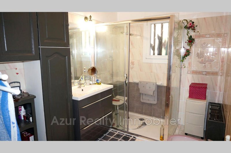 Villa - 152 m² - 8 pièces