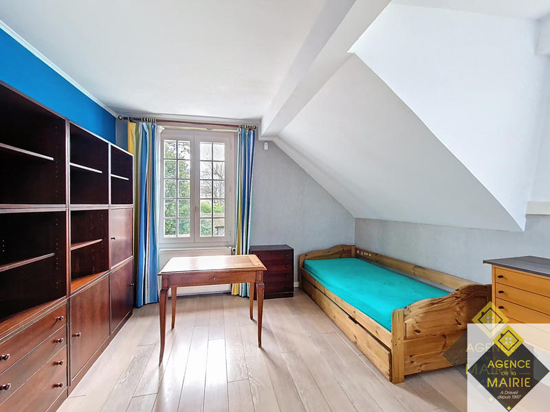 Maison - 87 m² - 5 pièces