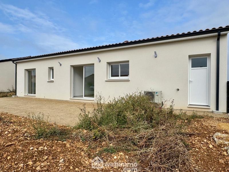 Maison - 95 m² - 4 pièces