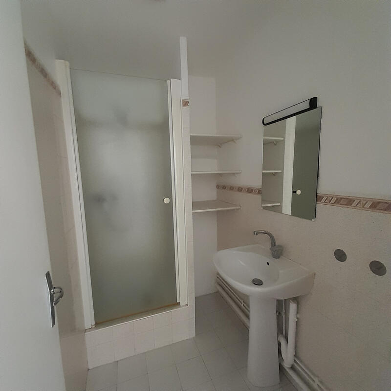 Appartement - 67 m² - 5 pièces