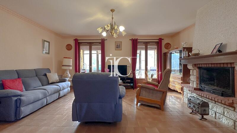 Maison - 168 m² - 6 pièces