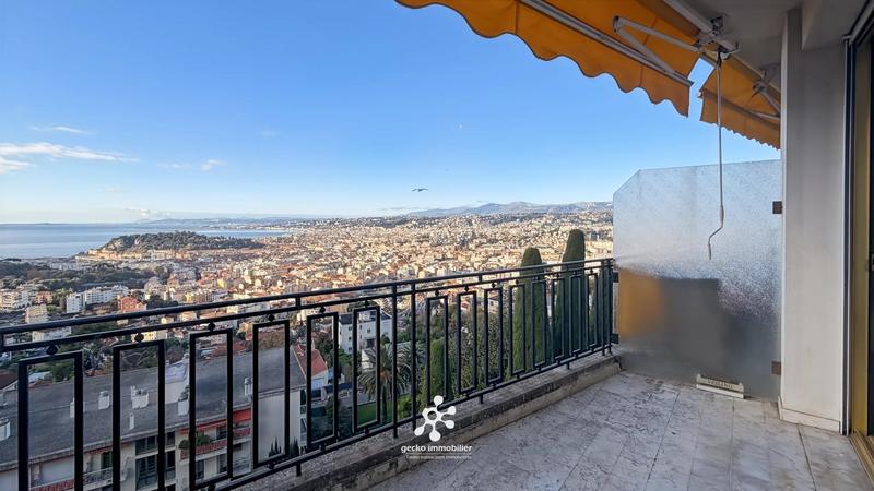 Appartement - 60 m² - 2 pièces