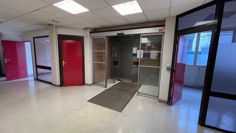 Bureau - 180 m²