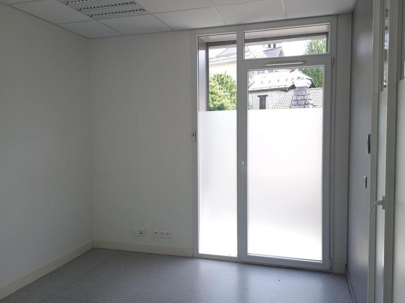 Bureau - 34 m² - 2 pièces