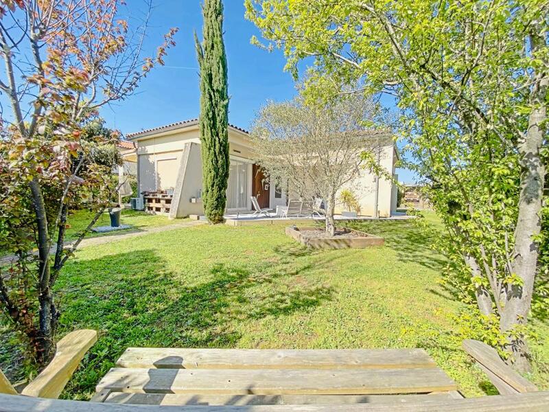 Maison - 90 m² - 4 pièces