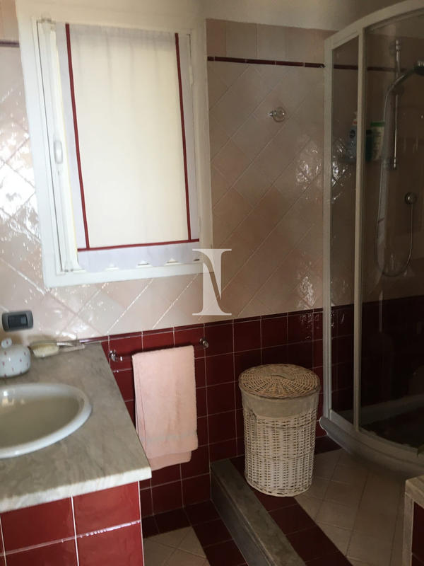 Appartement - 80 m² - 3 pièces