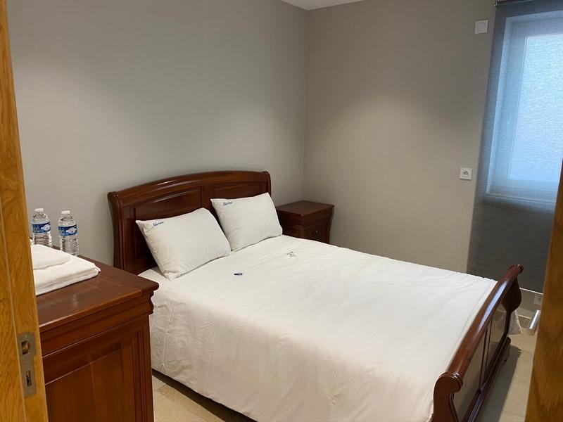 Propriété - 1 298 m² - 45 pièces