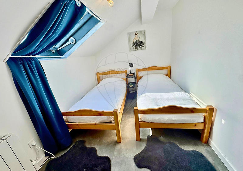 Appartement - 129 m² - 7 pièces