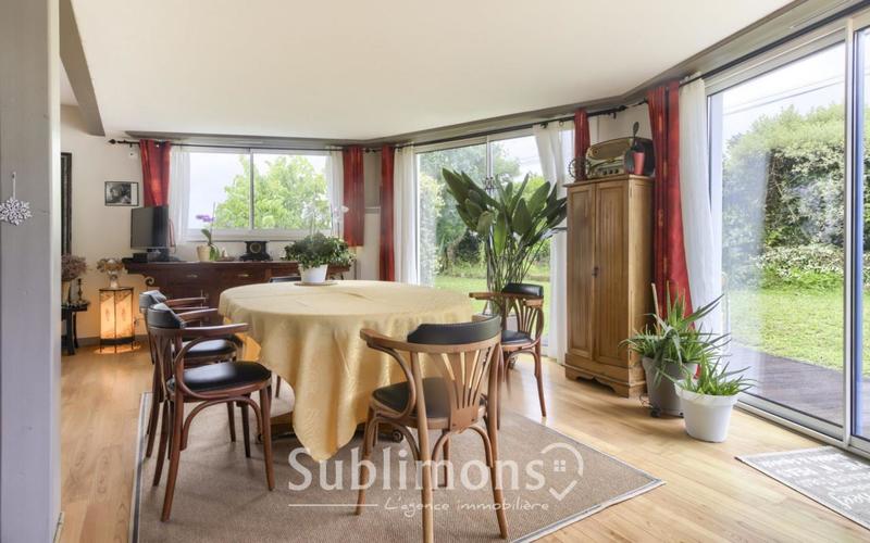 Maison - 179 m² - 5 pièces