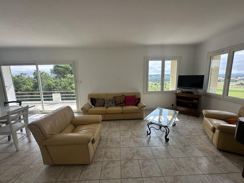 Maison - 191 m² - 7 pièces