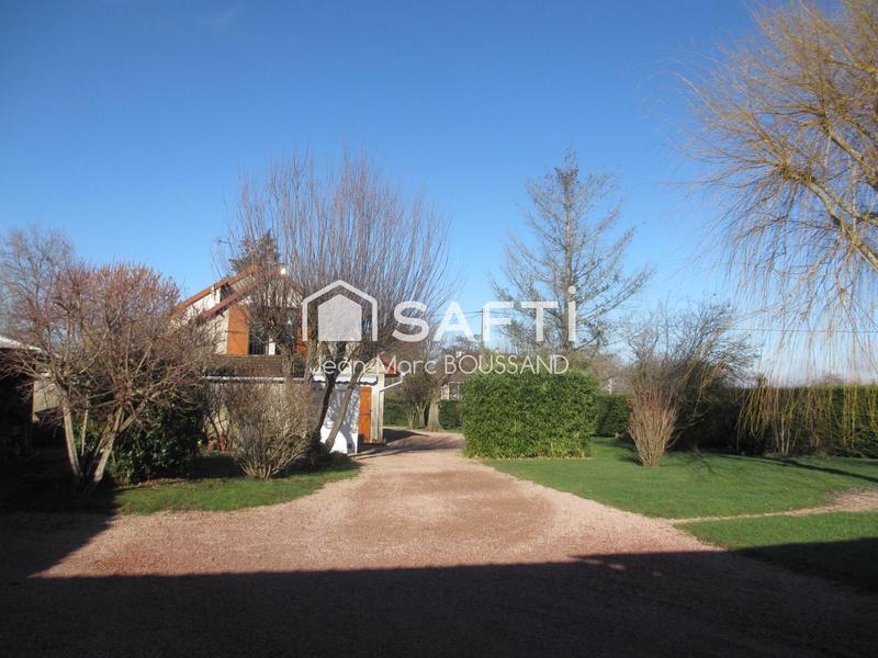 Maison - 143 m² - 8 pièces