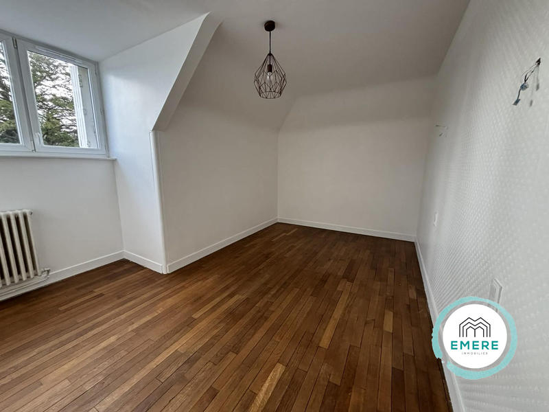 Maison - 152 m² - 7 pièces