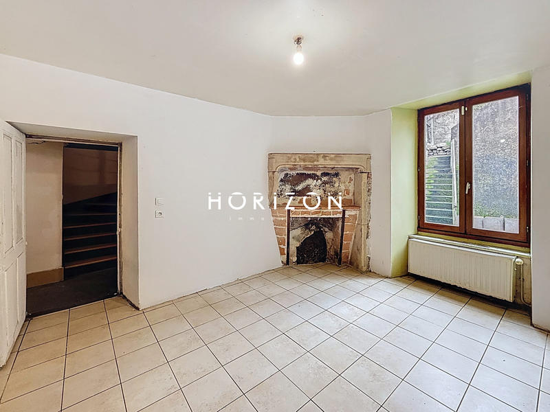 Maison ancienne - 170 m² - 7 pièces