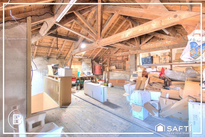 Maison - 245 m² - 7 pièces