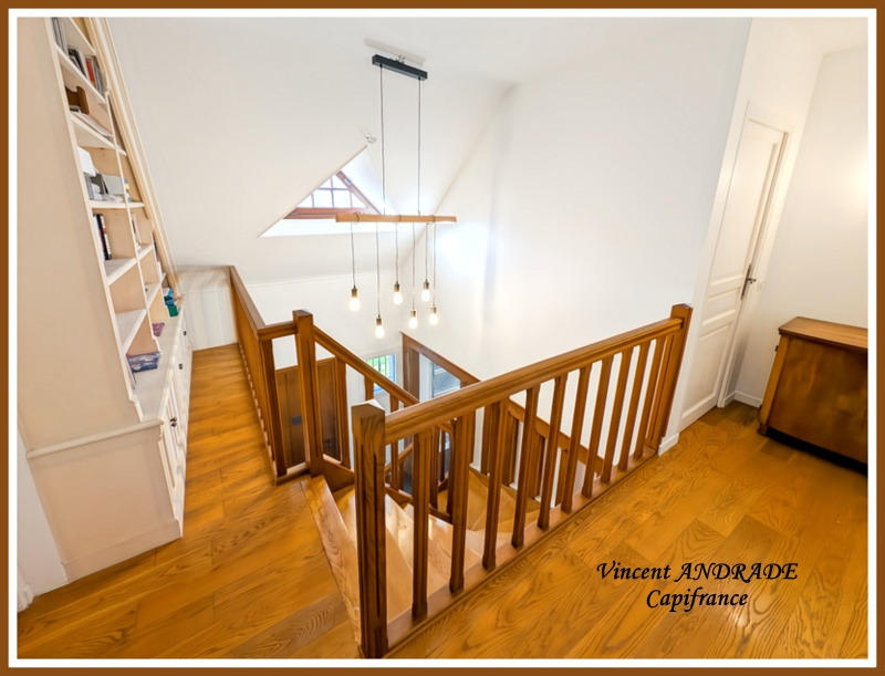 Maison - 167 m² - 6 pièces