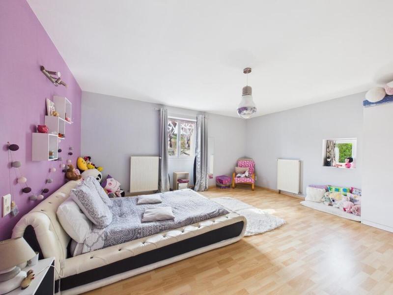 Pavillon - 153 m² - 6 pièces