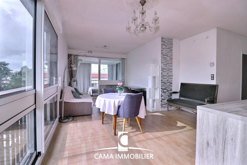 Appartement - 67 m² - 3 pièces