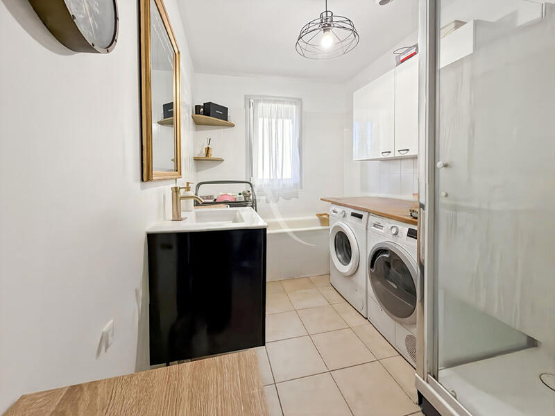 Maison - 86 m² - 5 pièces