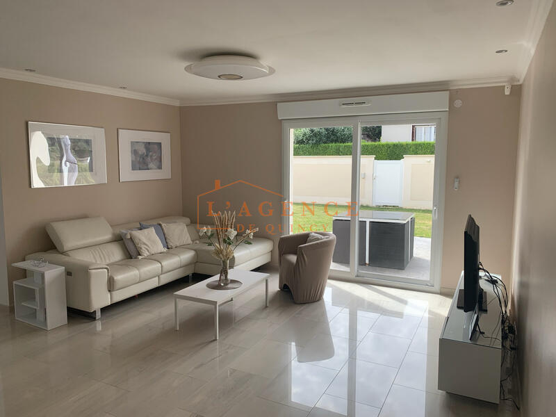 Maison - 160 m² - 5 pièces