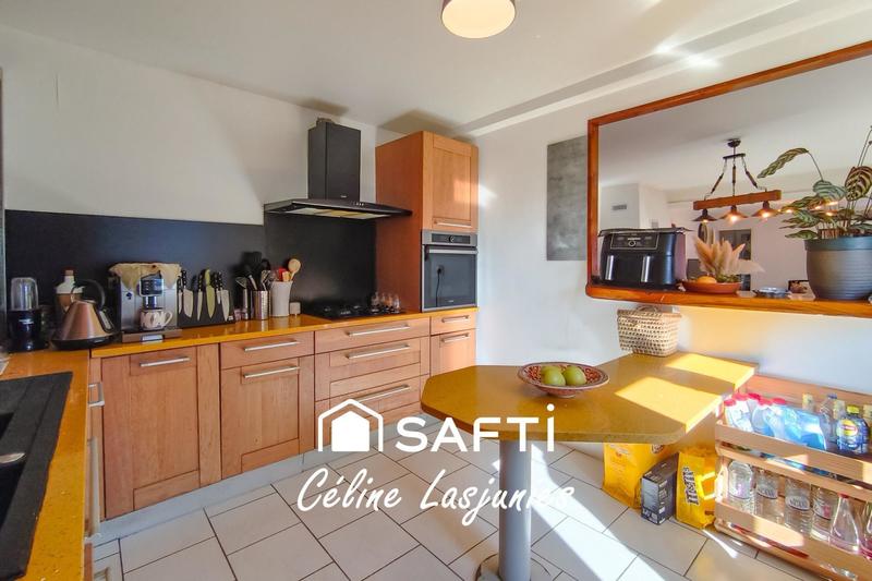 Maison - 104 m² - 4 pièces