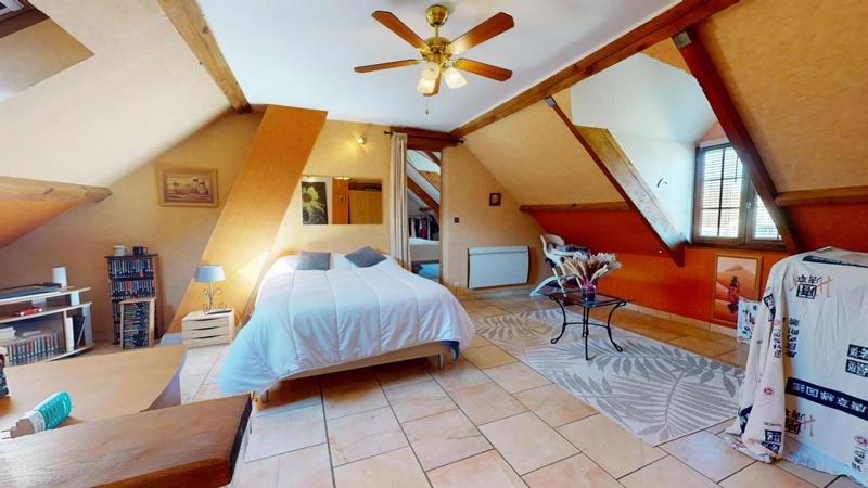 Maison - 147 m² - 7 pièces