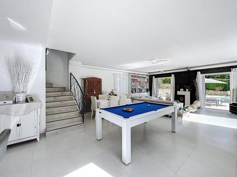 Villa - 160 m² - 6 pièces