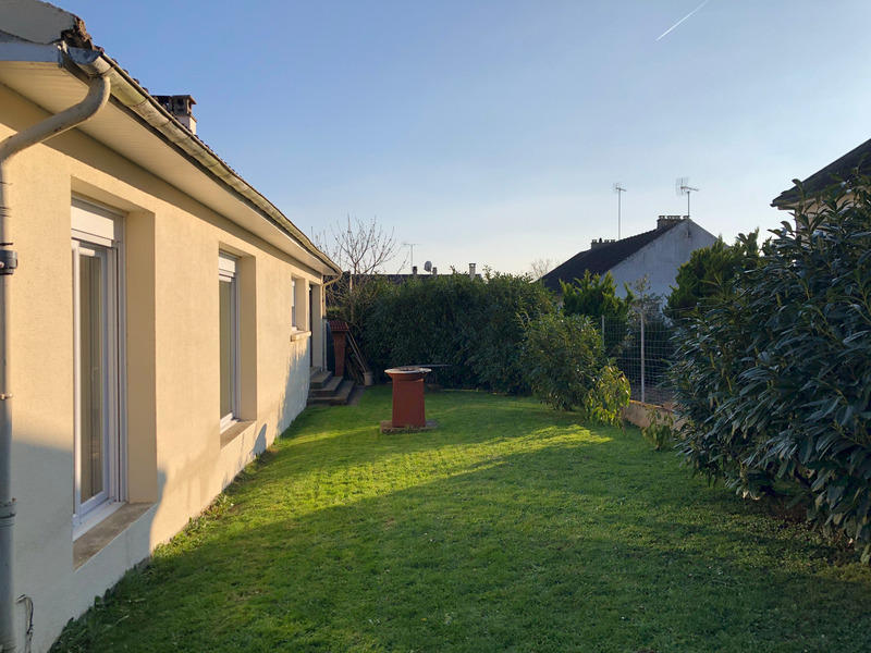 Pavillon - 185 m² - 9 pièces