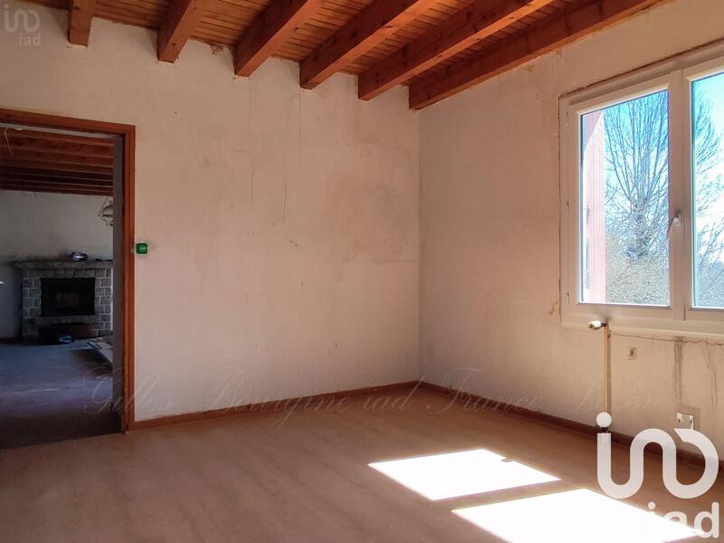 Maison - 95 m² - 5 pièces