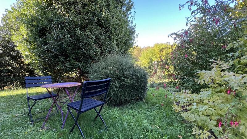 Propriété - 265 m² - 6 pièces