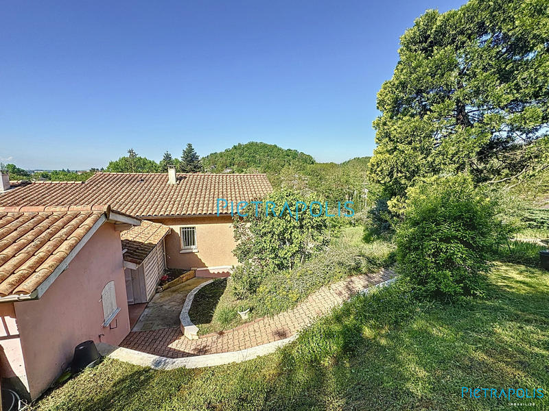 Maison - 161 m² - 7 pièces