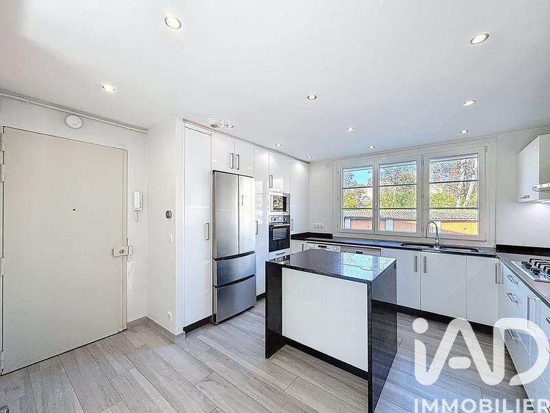 Appartement - 83 m² - 4 pièces