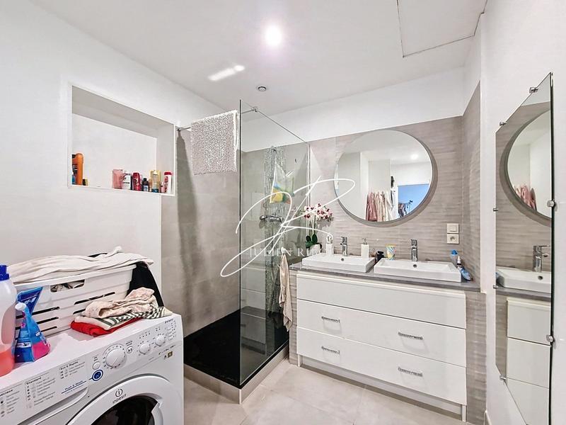 Maison - 111 m² - 5 pièces