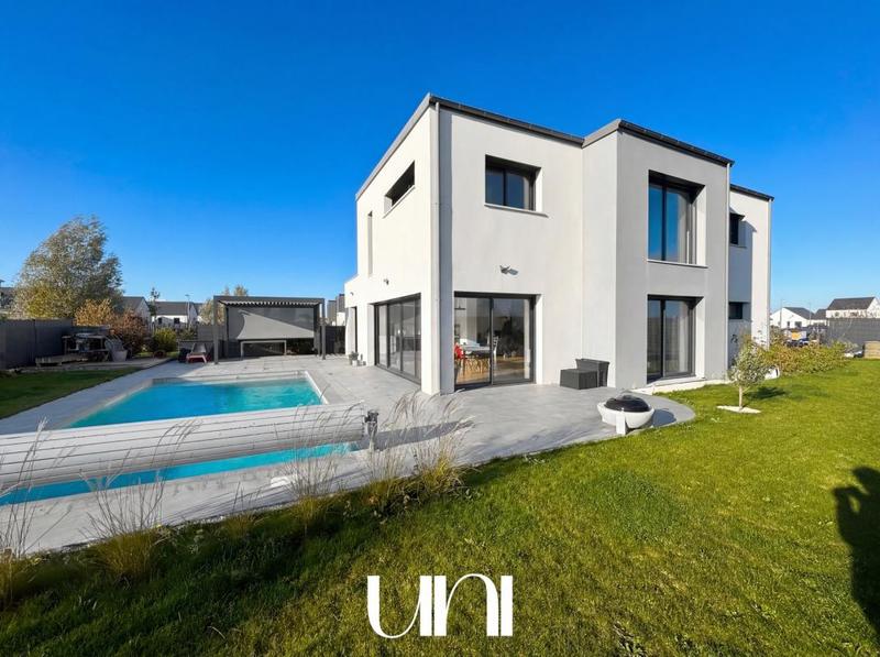 Maison - 178 m² - 6 pièces