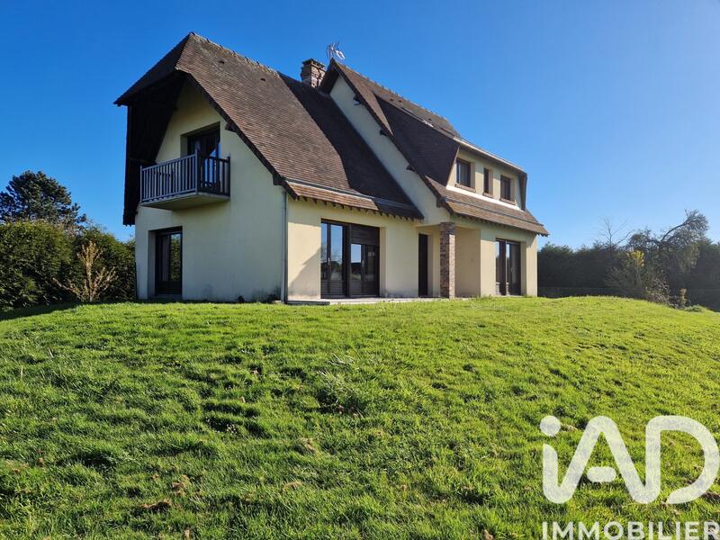 Maison - 144 m² - 7 pièces