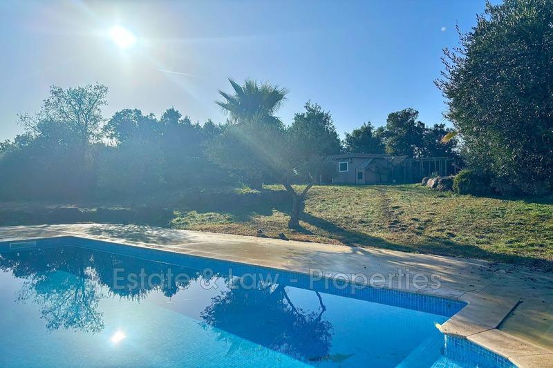 Maison - 137 m² - 4 pièces